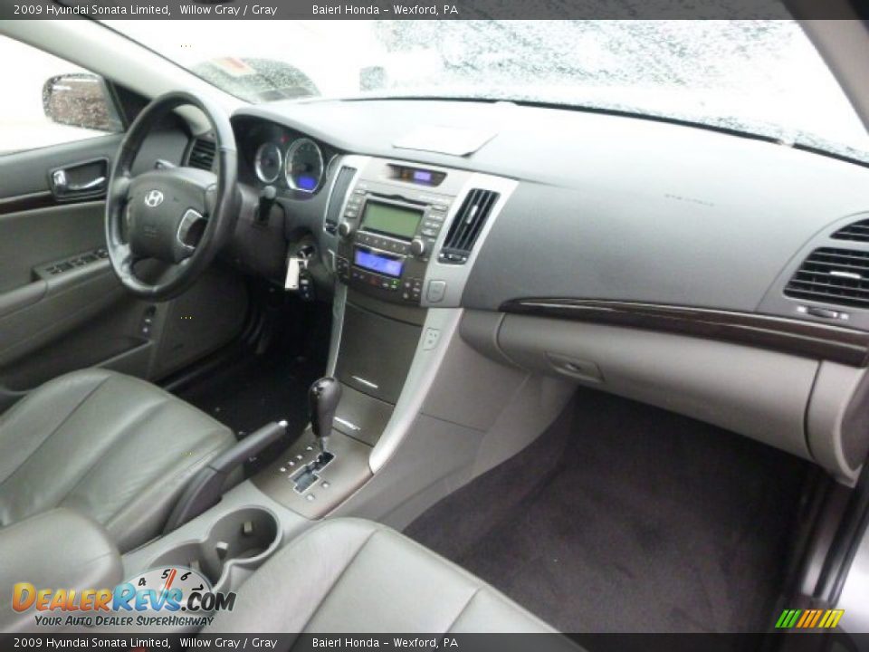 2009 Hyundai Sonata Limited Willow Gray / Gray Photo #11