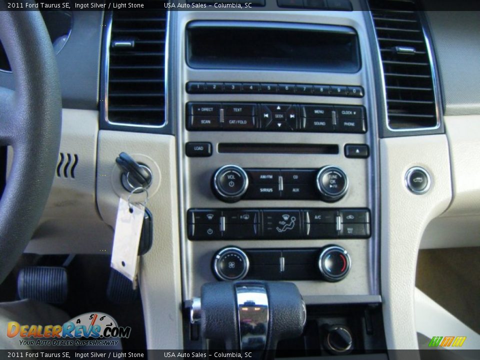 2011 Ford Taurus SE Ingot Silver / Light Stone Photo #7