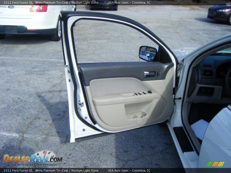 2011 Ford Fusion SE White Platinum Tri-Coat / Medium Light Stone Photo #5