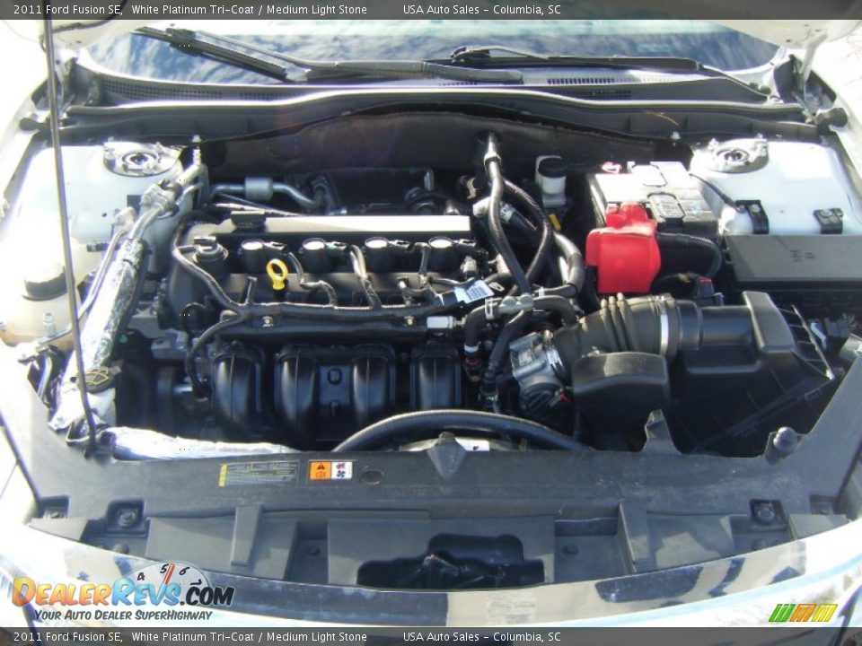 2011 Ford Fusion SE White Platinum Tri-Coat / Medium Light Stone Photo #17