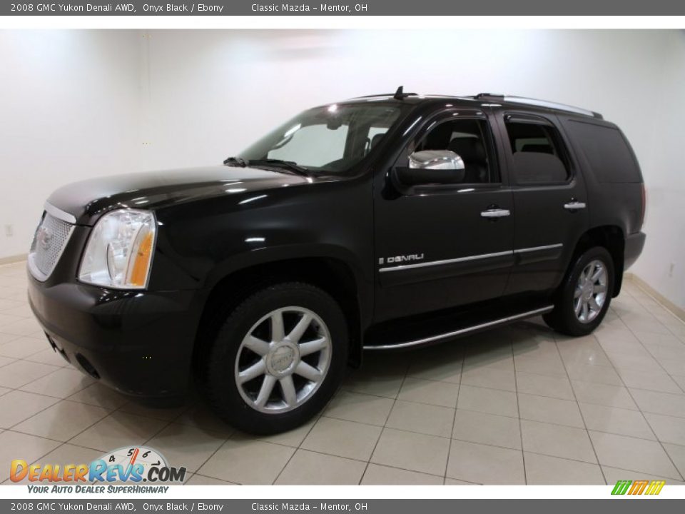 2008 GMC Yukon Denali AWD Onyx Black / Ebony Photo #3
