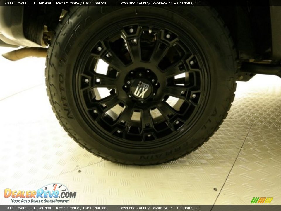 2014 Toyota FJ Cruiser 4WD Iceberg White / Dark Charcoal Photo #2