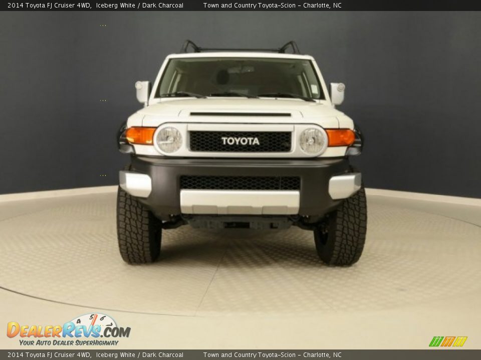 2014 Toyota FJ Cruiser 4WD Iceberg White / Dark Charcoal Photo #5