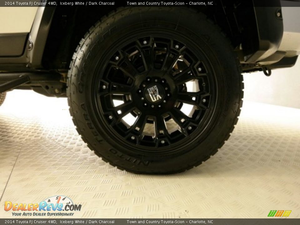 2014 Toyota FJ Cruiser 4WD Iceberg White / Dark Charcoal Photo #12