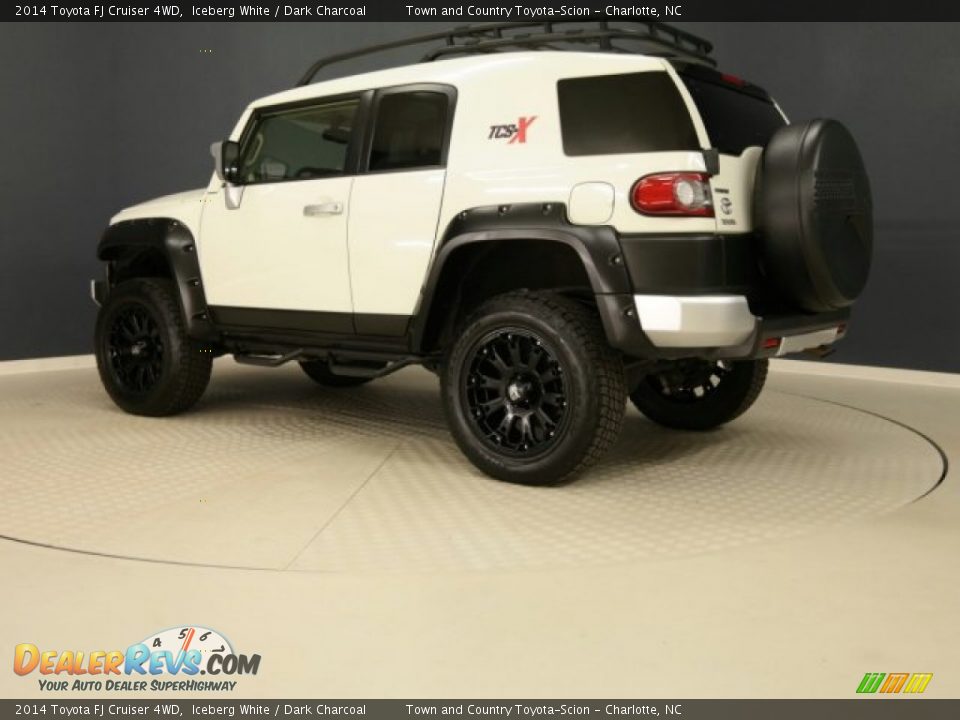 2014 Toyota FJ Cruiser 4WD Iceberg White / Dark Charcoal Photo #13