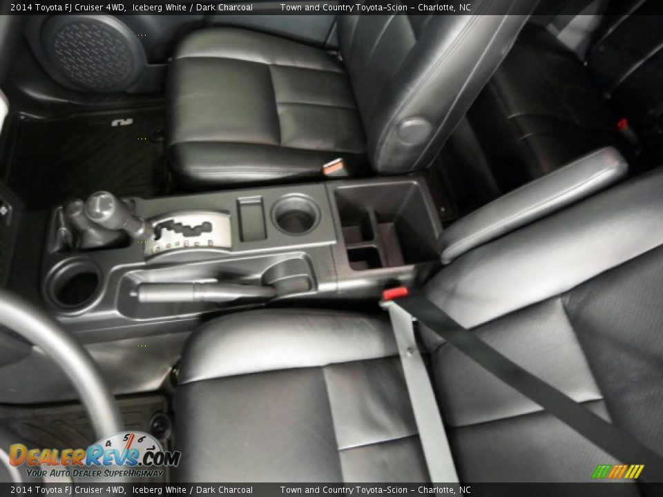 2014 Toyota FJ Cruiser 4WD Iceberg White / Dark Charcoal Photo #36