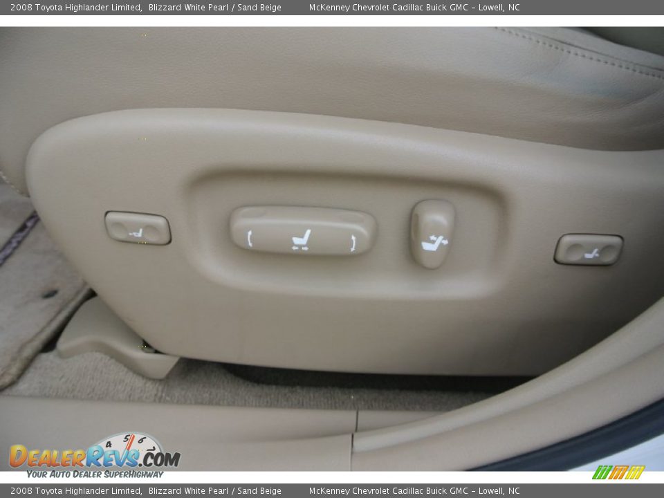 2008 Toyota Highlander Limited Blizzard White Pearl / Sand Beige Photo #10