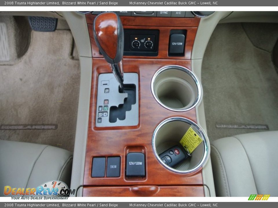 2008 Toyota Highlander Limited Blizzard White Pearl / Sand Beige Photo #16