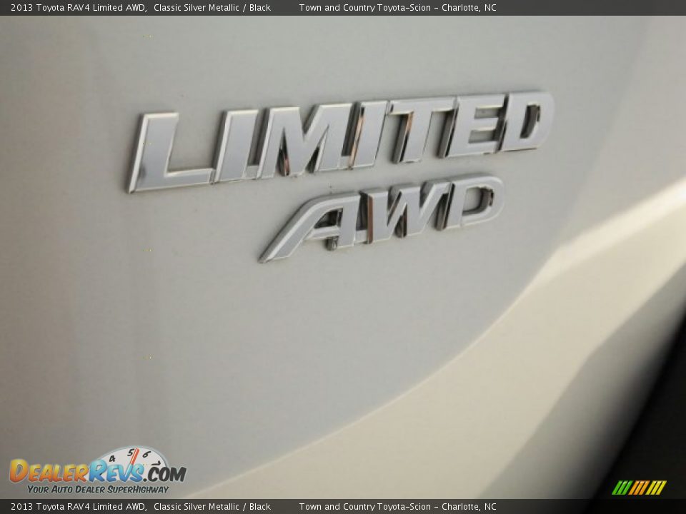 2013 Toyota RAV4 Limited AWD Classic Silver Metallic / Black Photo #18