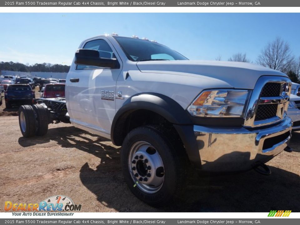 2015 Ram 5500 Tradesman Regular Cab 4x4 Chassis Bright White / Black/Diesel Gray Photo #4