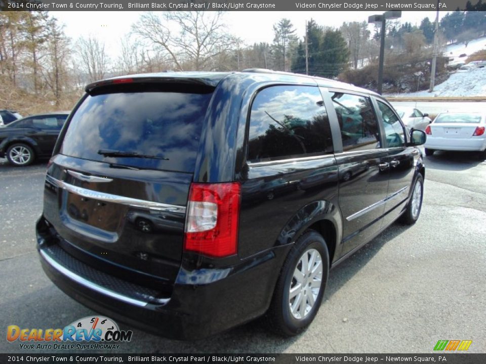 2014 Chrysler Town & Country Touring Brilliant Black Crystal Pearl / Black/Light Graystone Photo #3