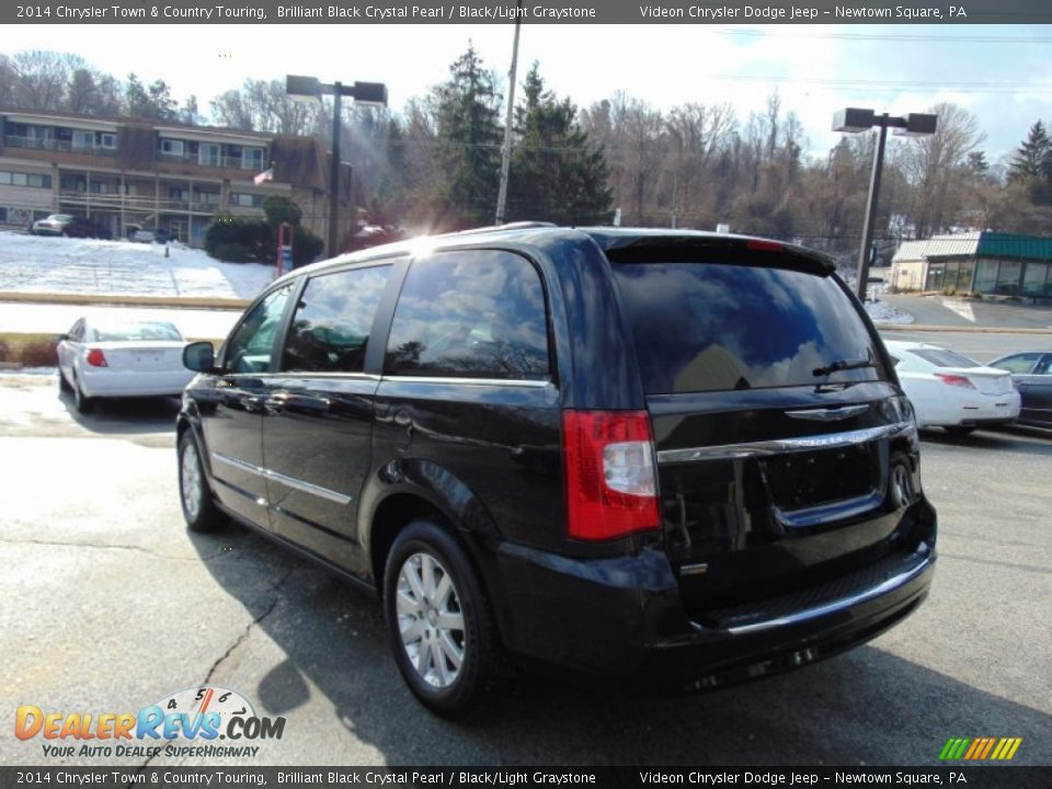 2014 Chrysler Town & Country Touring Brilliant Black Crystal Pearl / Black/Light Graystone Photo #5