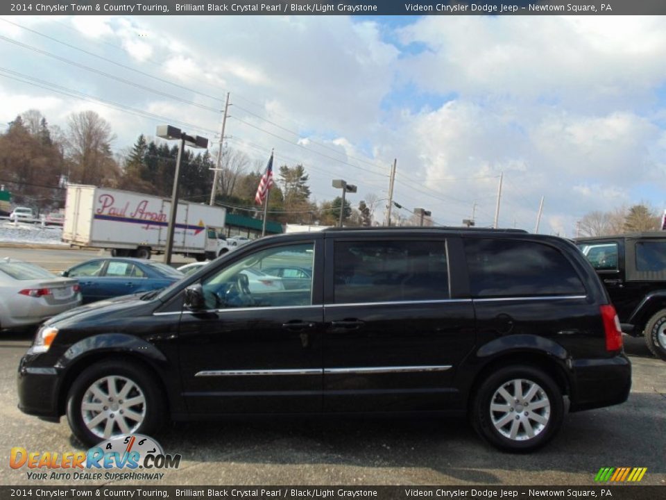 2014 Chrysler Town & Country Touring Brilliant Black Crystal Pearl / Black/Light Graystone Photo #6