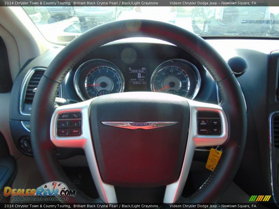 2014 Chrysler Town & Country Touring Brilliant Black Crystal Pearl / Black/Light Graystone Photo #24