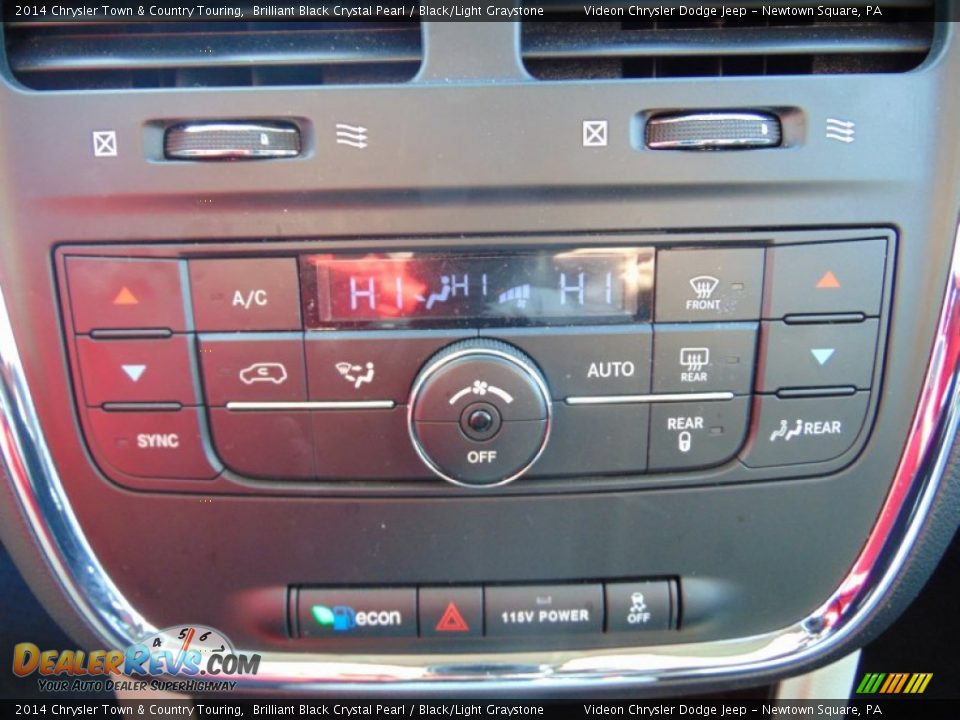 2014 Chrysler Town & Country Touring Brilliant Black Crystal Pearl / Black/Light Graystone Photo #29