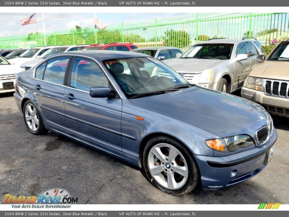 Front 3/4 View of 2004 BMW 3 Series 330i Sedan Photo #5