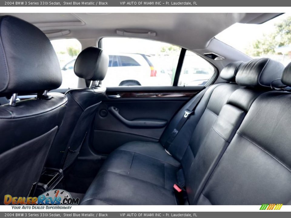 2004 BMW 3 Series 330i Sedan Steel Blue Metallic / Black Photo #11