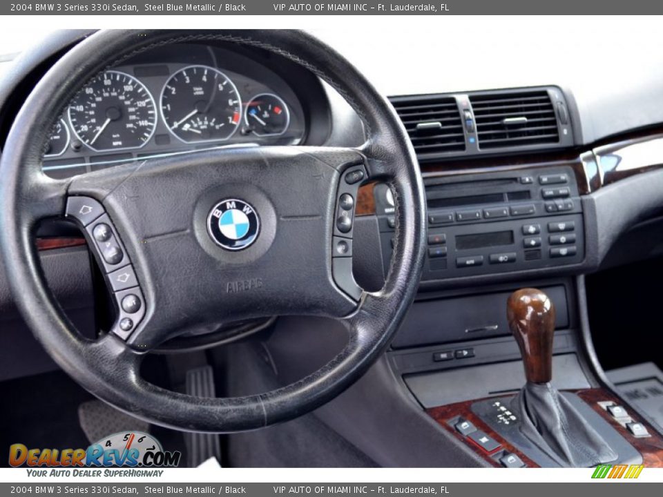 Controls of 2004 BMW 3 Series 330i Sedan Photo #12