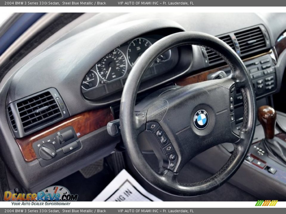 2004 BMW 3 Series 330i Sedan Steel Blue Metallic / Black Photo #16