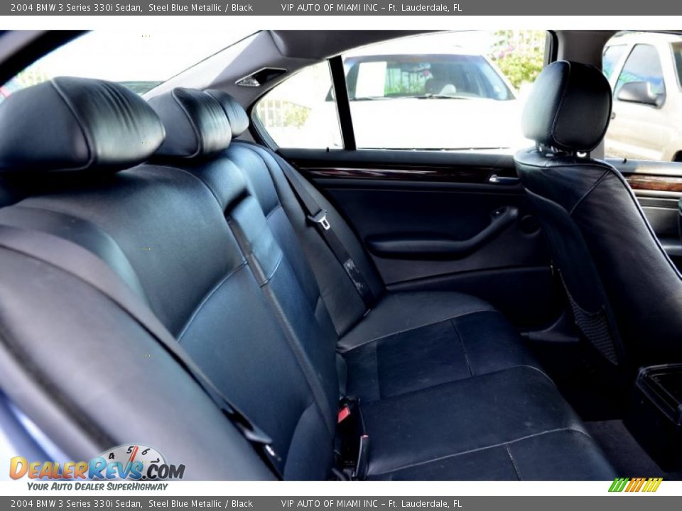 2004 BMW 3 Series 330i Sedan Steel Blue Metallic / Black Photo #25