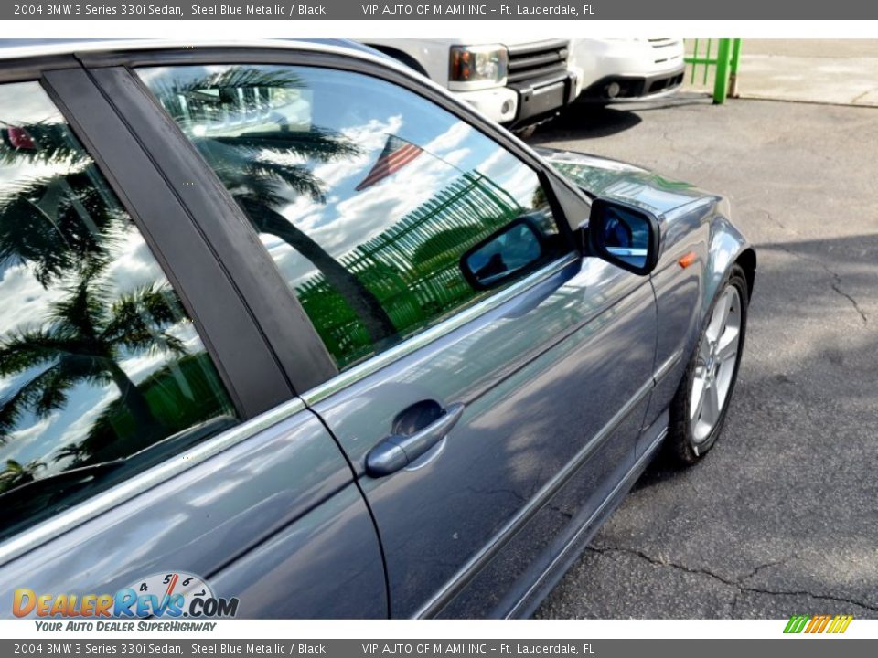 2004 BMW 3 Series 330i Sedan Steel Blue Metallic / Black Photo #33