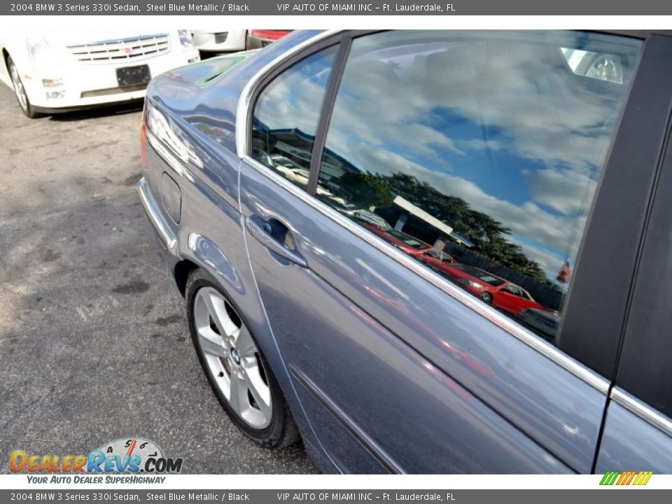 2004 BMW 3 Series 330i Sedan Steel Blue Metallic / Black Photo #34