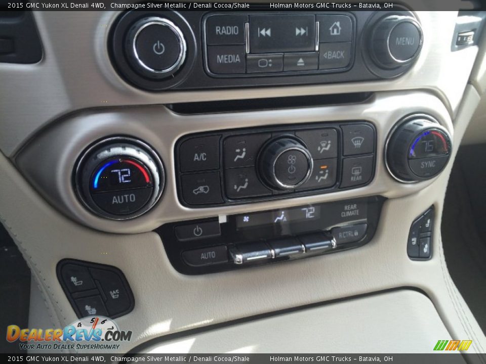2015 GMC Yukon XL Denali 4WD Champagne Silver Metallic / Denali Cocoa/Shale Photo #13