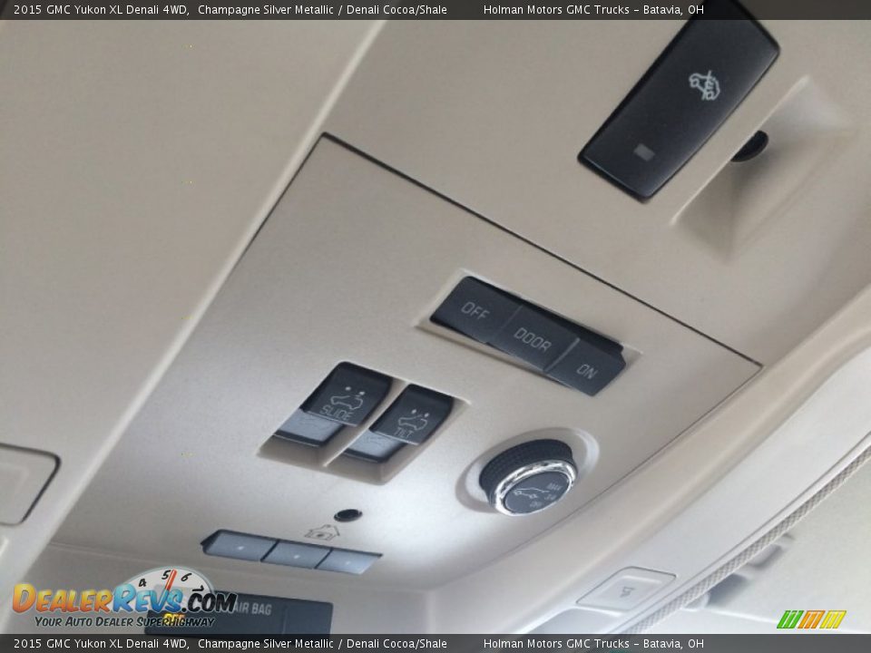 2015 GMC Yukon XL Denali 4WD Champagne Silver Metallic / Denali Cocoa/Shale Photo #22
