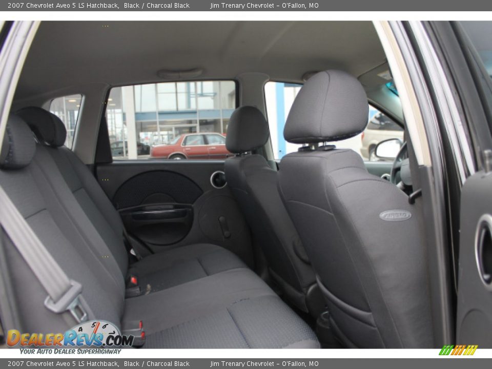 2007 Chevrolet Aveo 5 LS Hatchback Black / Charcoal Black Photo #9