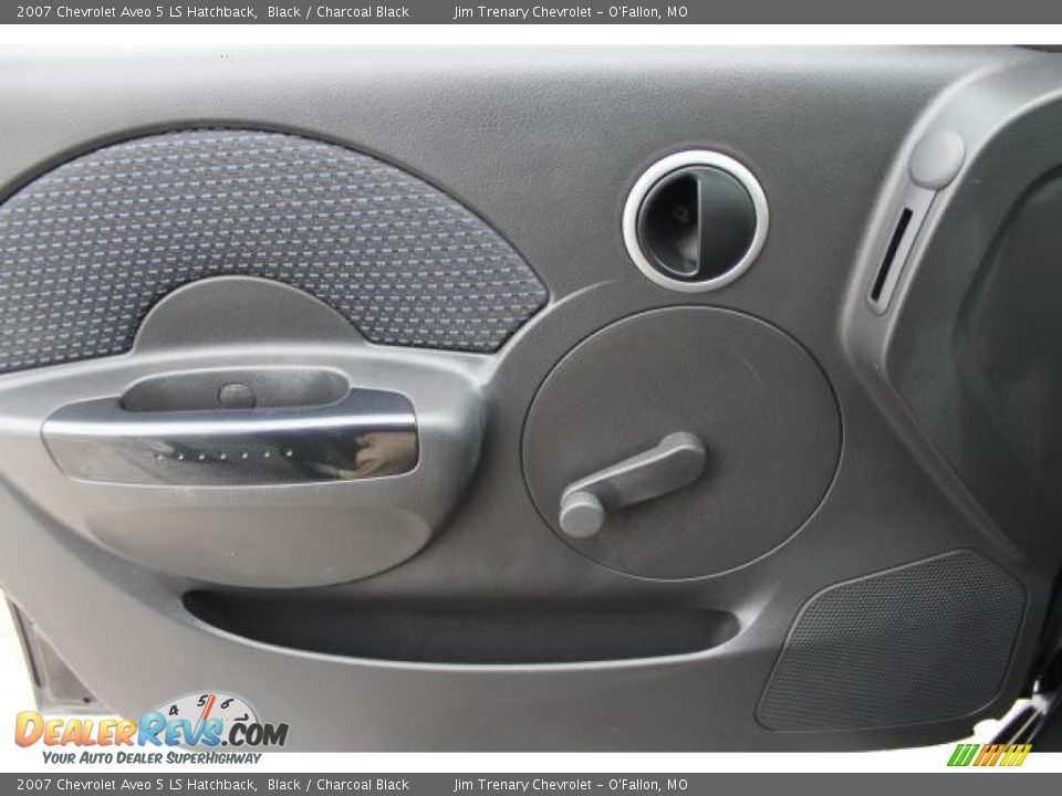 2007 Chevrolet Aveo 5 LS Hatchback Black / Charcoal Black Photo #15
