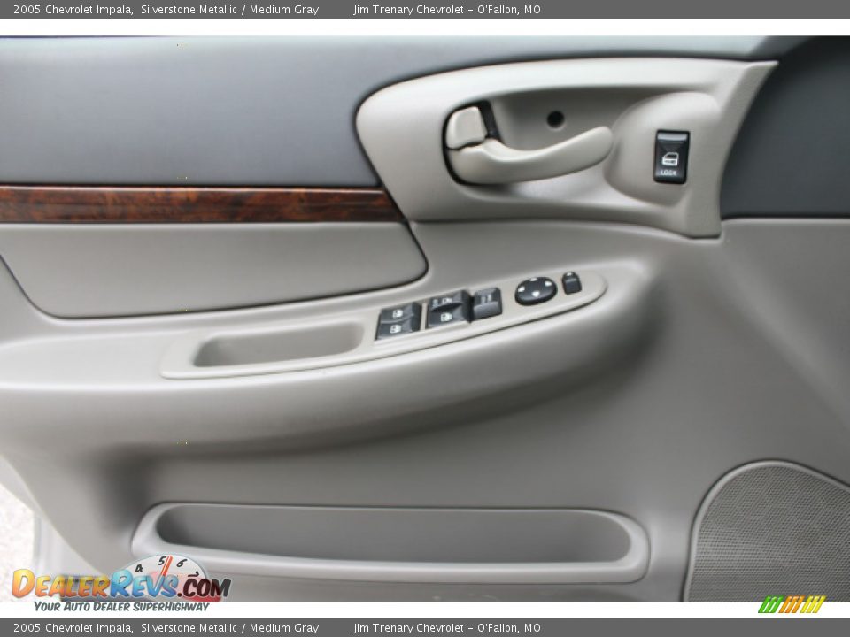 2005 Chevrolet Impala Silverstone Metallic / Medium Gray Photo #15