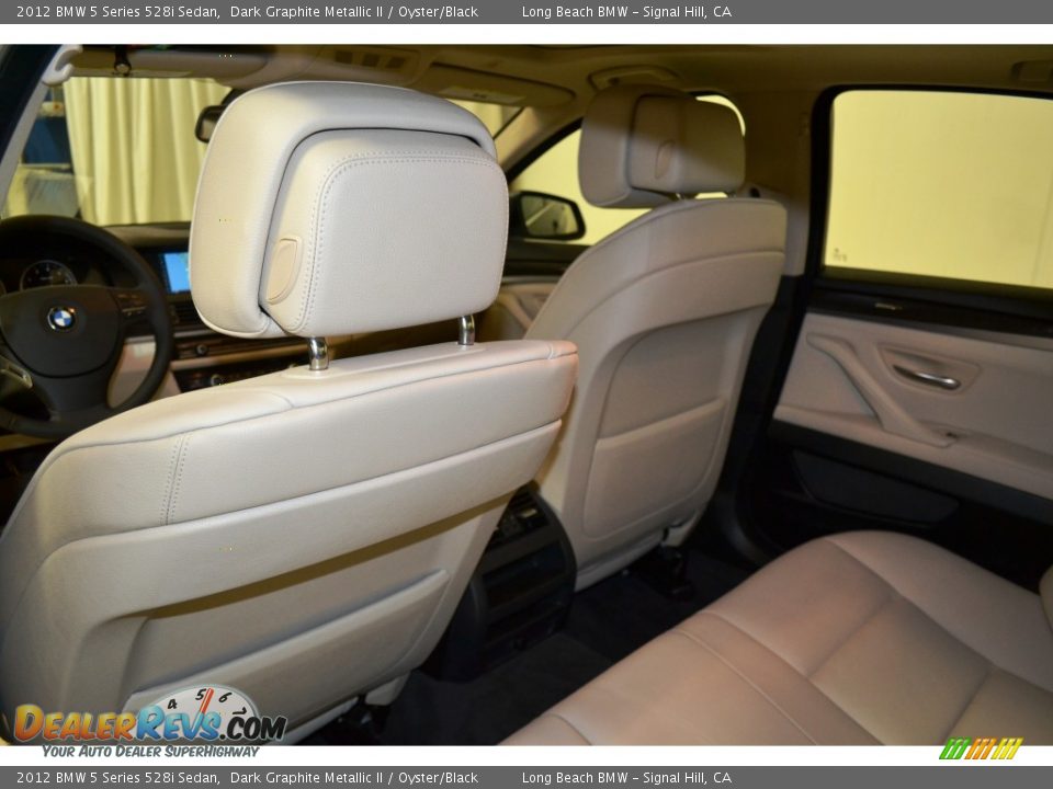 2012 BMW 5 Series 528i Sedan Dark Graphite Metallic II / Oyster/Black Photo #15