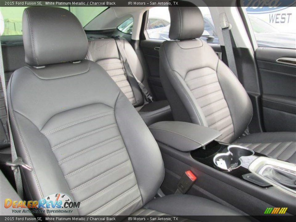 2015 Ford Fusion SE White Platinum Metallic / Charcoal Black Photo #14