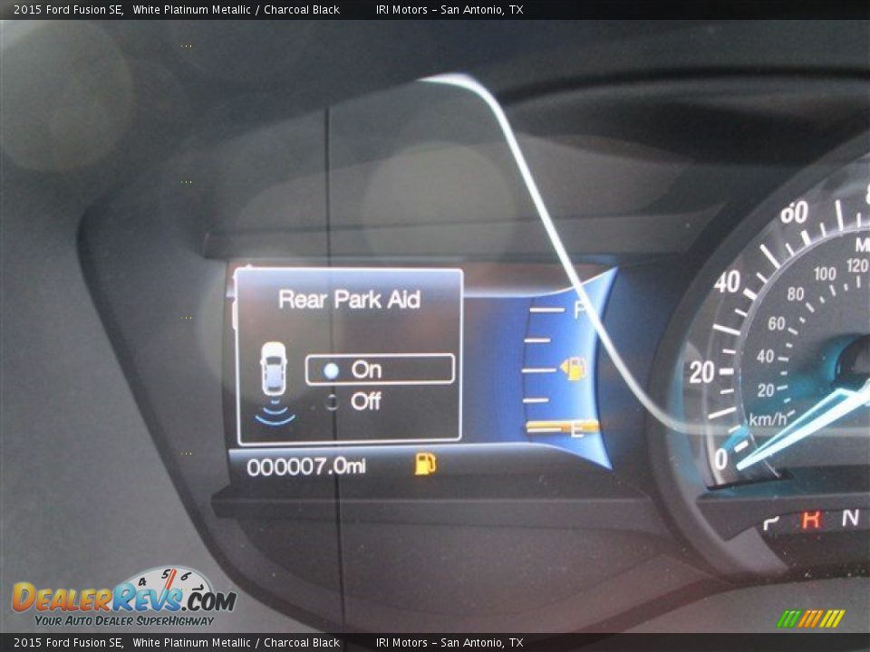 2015 Ford Fusion SE White Platinum Metallic / Charcoal Black Photo #36