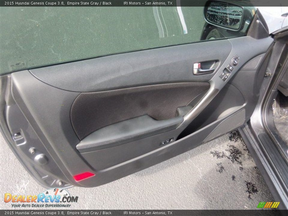 Door Panel of 2015 Hyundai Genesis Coupe 3.8 Photo #8