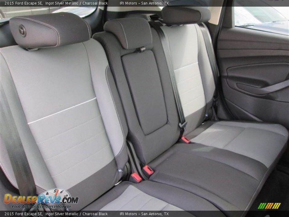 2015 Ford Escape SE Ingot Silver Metallic / Charcoal Black Photo #11