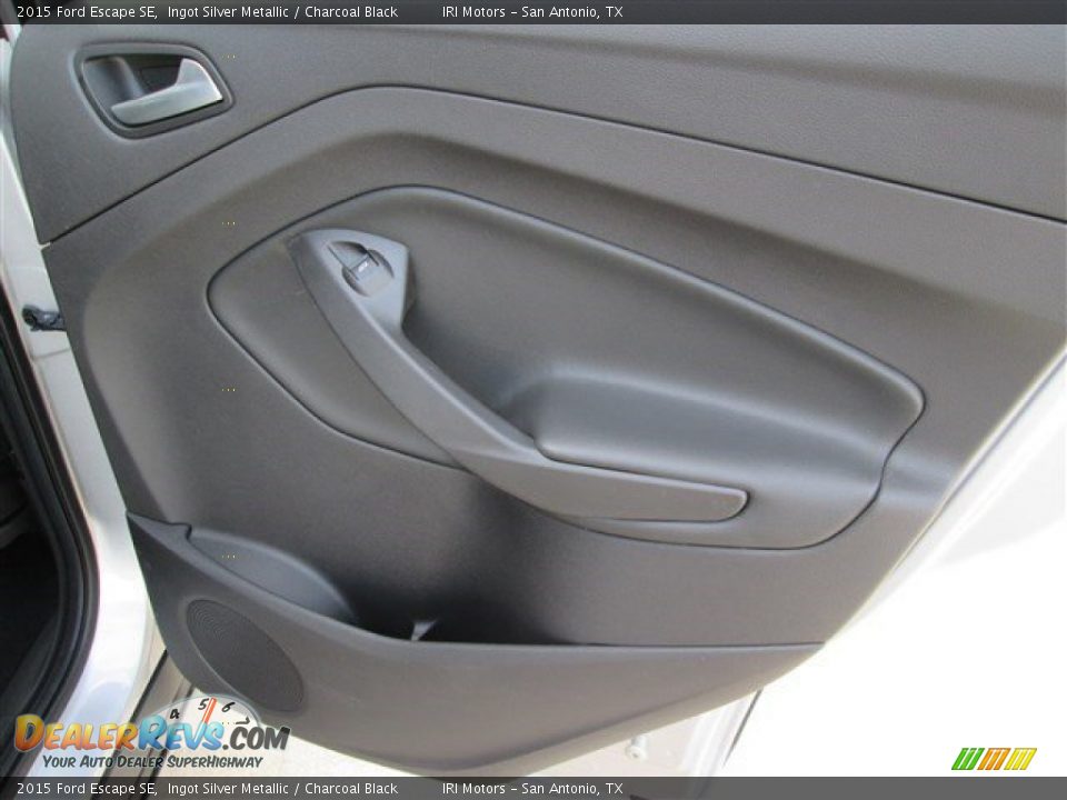2015 Ford Escape SE Ingot Silver Metallic / Charcoal Black Photo #15
