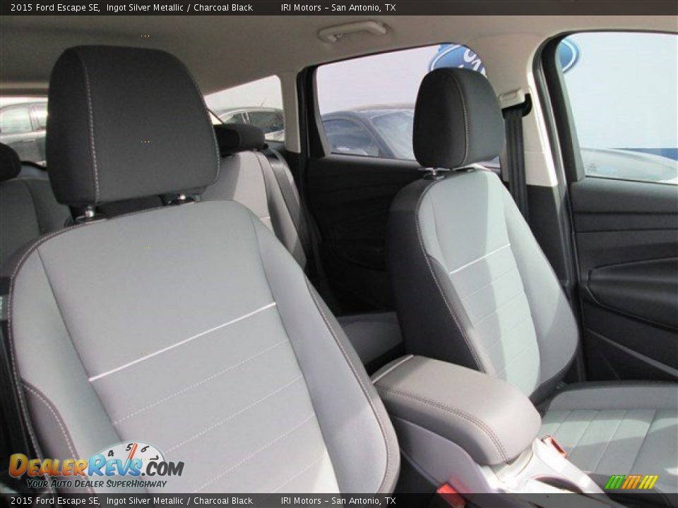 2015 Ford Escape SE Ingot Silver Metallic / Charcoal Black Photo #17