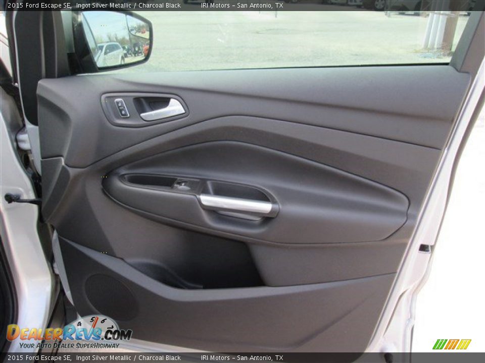 2015 Ford Escape SE Ingot Silver Metallic / Charcoal Black Photo #20