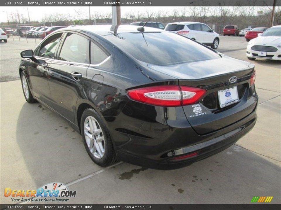 2015 Ford Fusion SE Tuxedo Black Metallic / Dune Photo #7