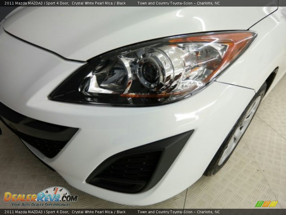2011 Mazda MAZDA3 i Sport 4 Door Crystal White Pearl Mica / Black Photo #8