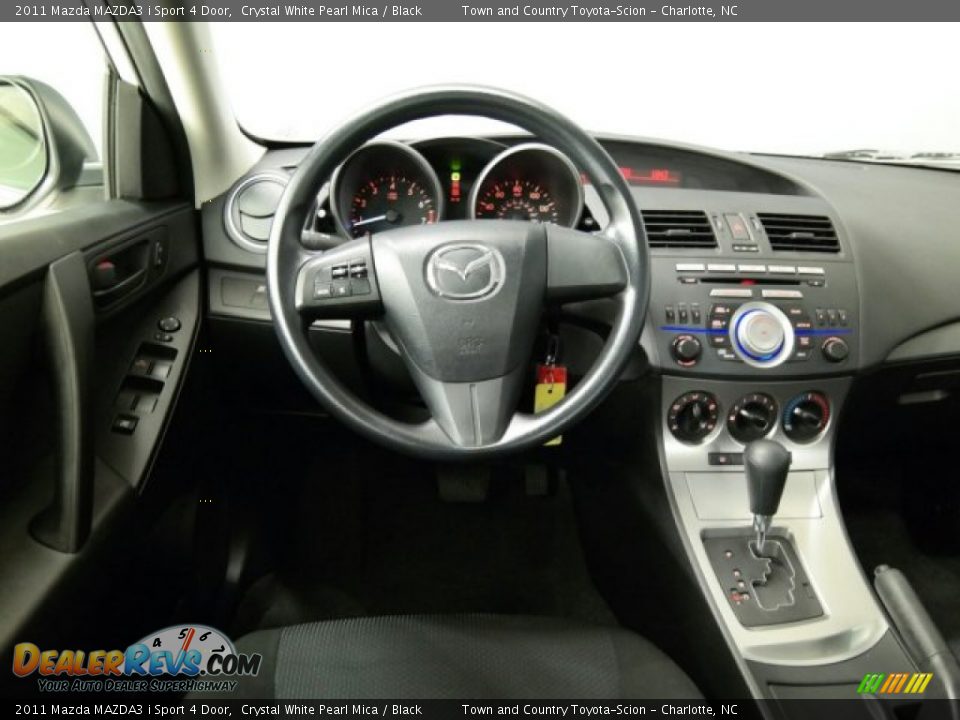 2011 Mazda MAZDA3 i Sport 4 Door Crystal White Pearl Mica / Black Photo #27
