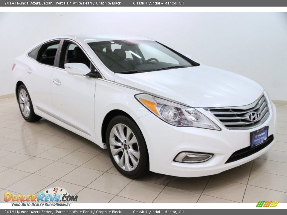 2014 Hyundai Azera Sedan Porcelain White Pearl / Graphite Black Photo #1