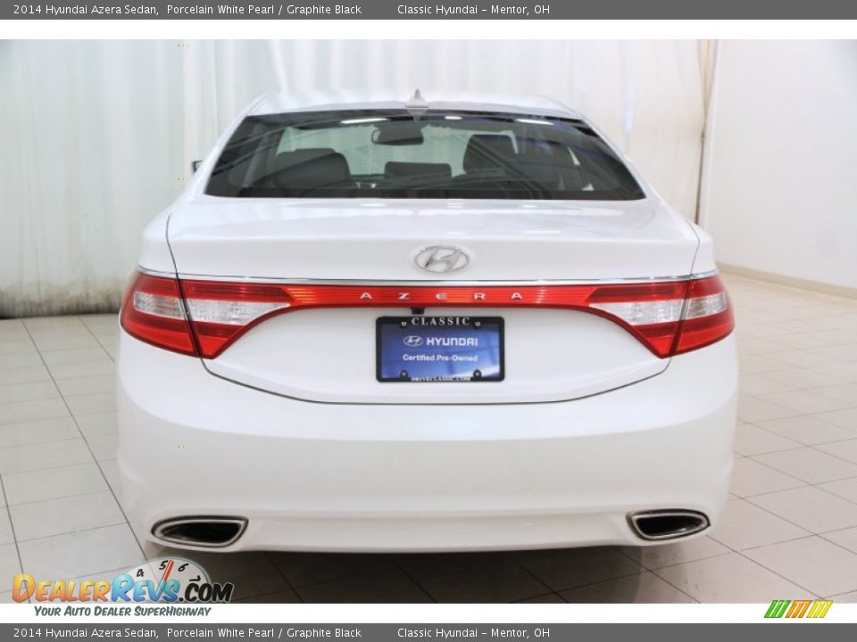 2014 Hyundai Azera Sedan Porcelain White Pearl / Graphite Black Photo #14