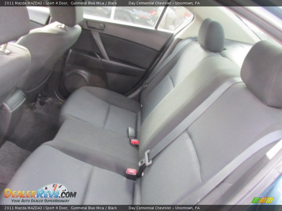 2011 Mazda MAZDA3 i Sport 4 Door Gunmetal Blue Mica / Black Photo #22