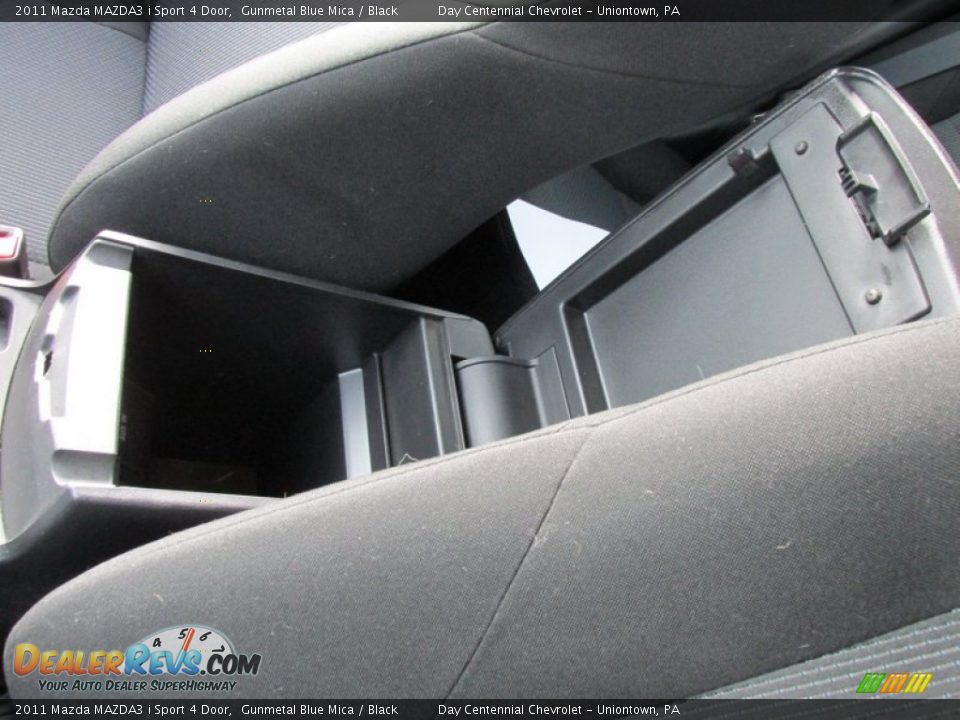 2011 Mazda MAZDA3 i Sport 4 Door Gunmetal Blue Mica / Black Photo #24