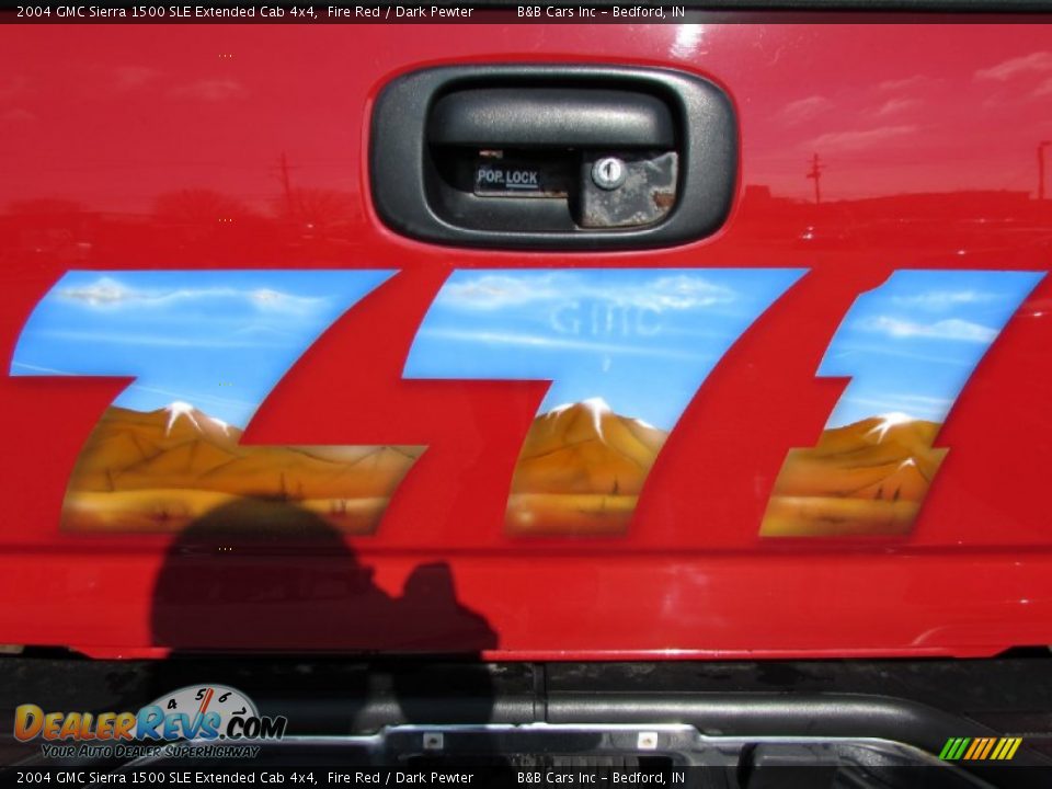 2004 GMC Sierra 1500 SLE Extended Cab 4x4 Fire Red / Dark Pewter Photo #5
