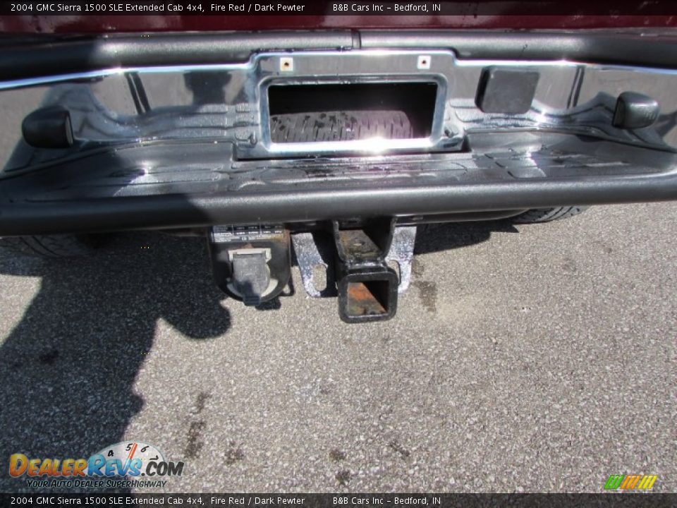 2004 GMC Sierra 1500 SLE Extended Cab 4x4 Fire Red / Dark Pewter Photo #12