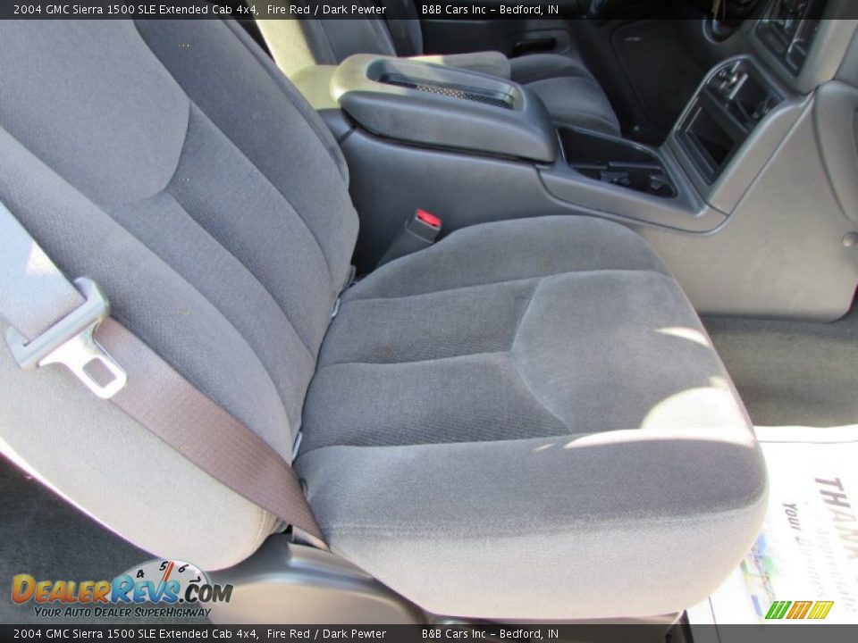 2004 GMC Sierra 1500 SLE Extended Cab 4x4 Fire Red / Dark Pewter Photo #19