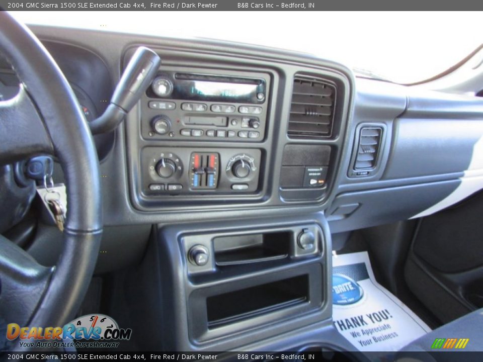 2004 GMC Sierra 1500 SLE Extended Cab 4x4 Fire Red / Dark Pewter Photo #32